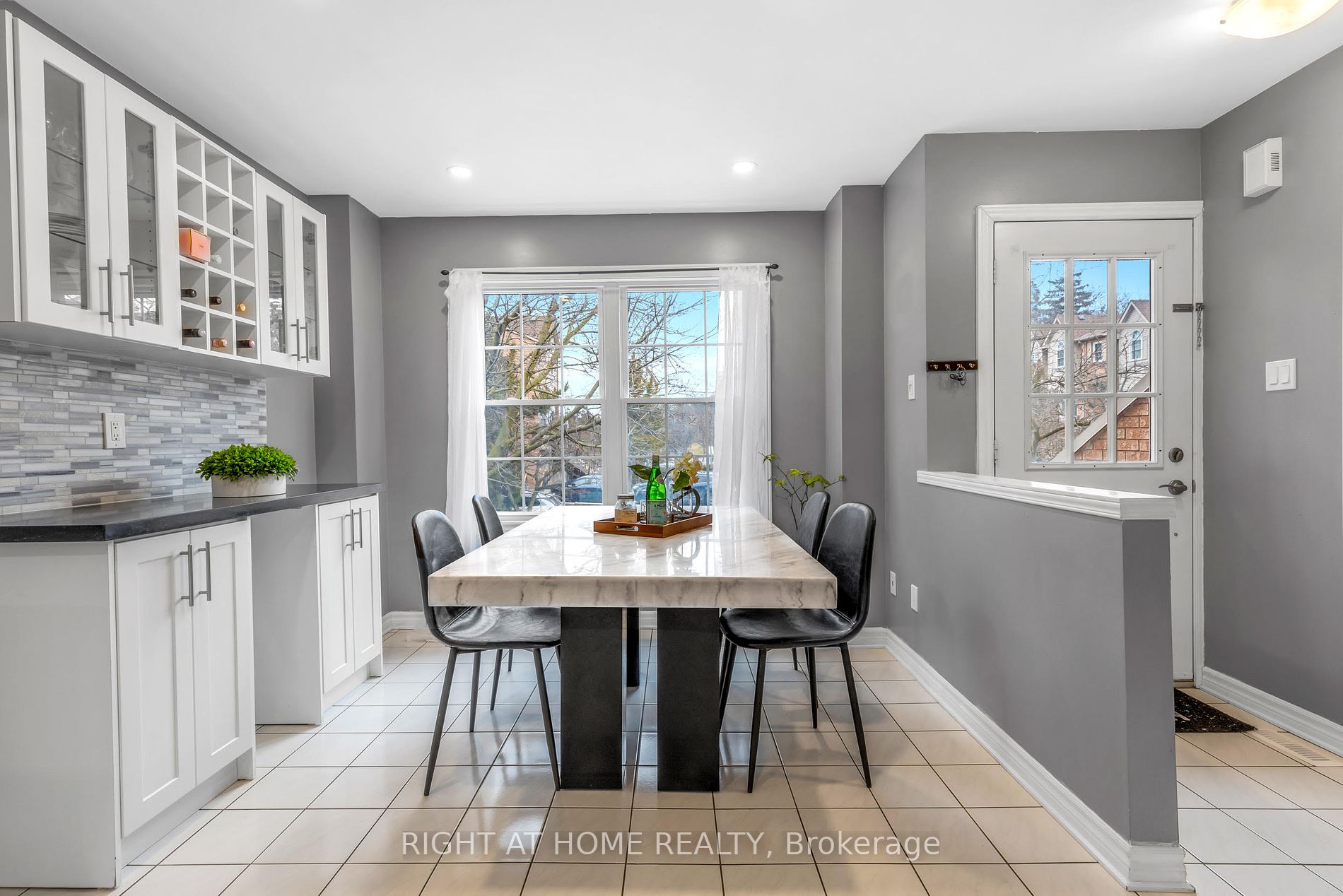 119 Spring Rd 11