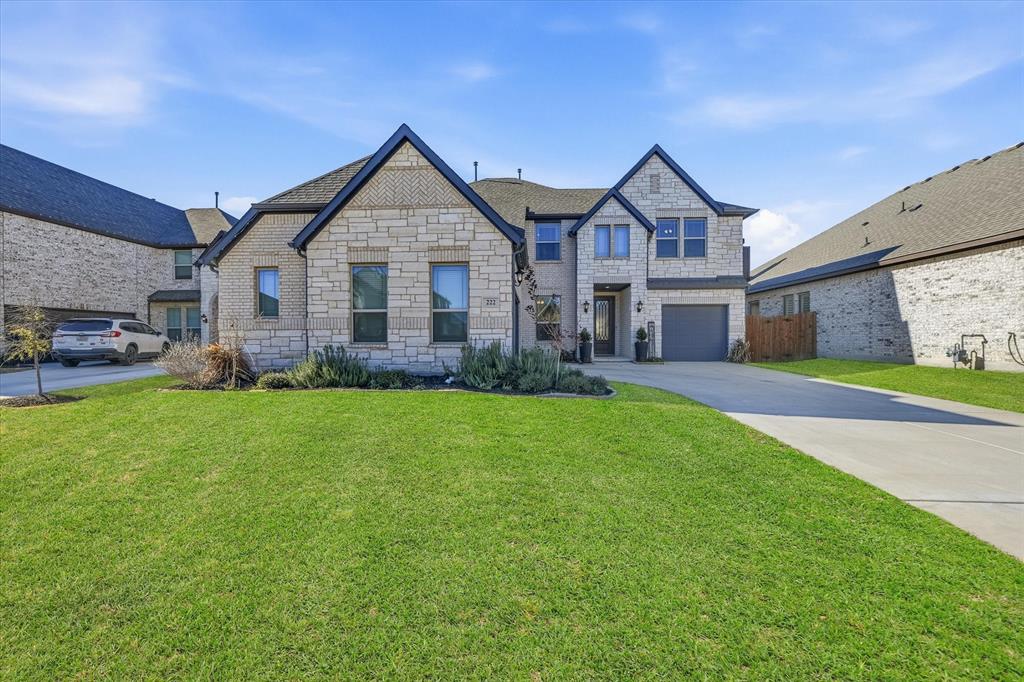 222 Lakewood Lane