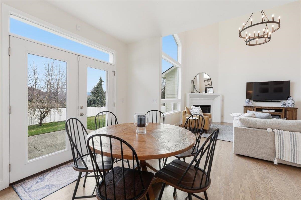 17405 E Morningside Ln