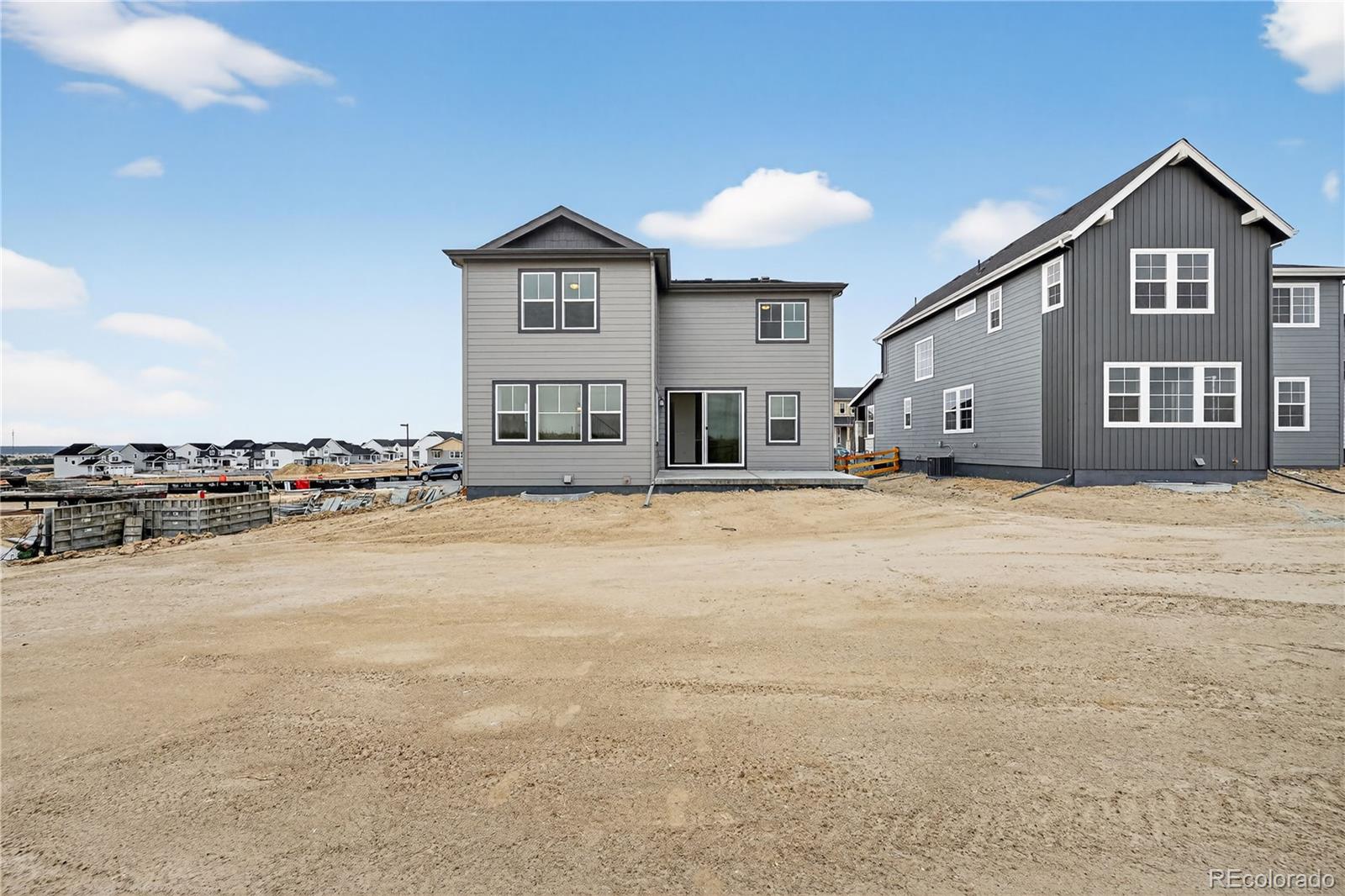 717 Bradley Circle
