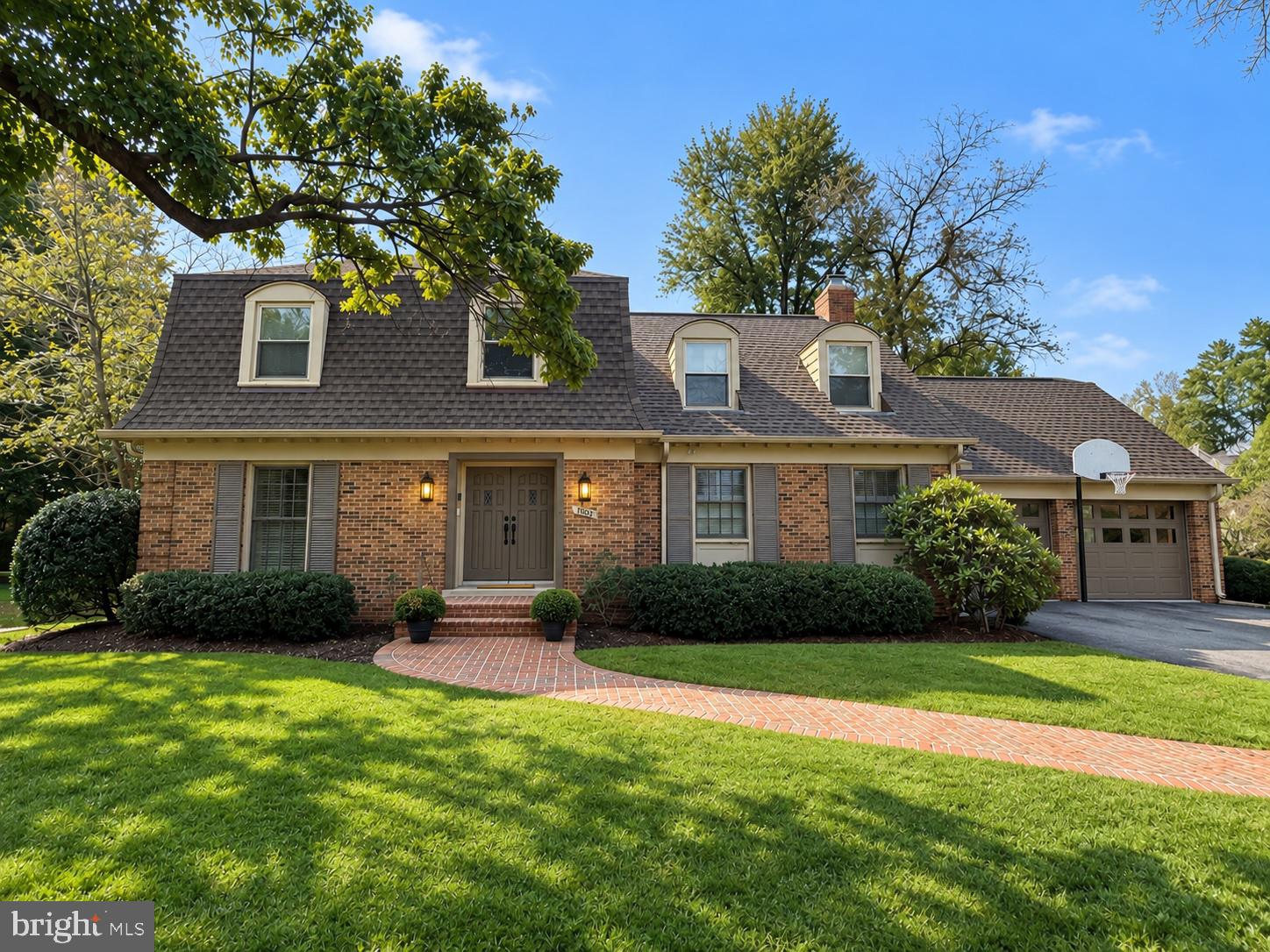 8200 W Gainsborough Court