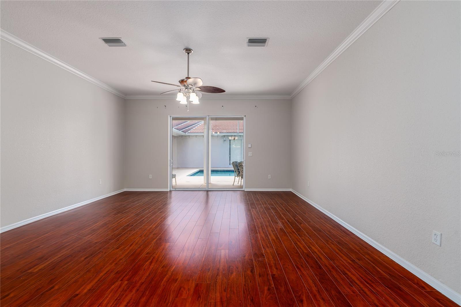 17809 Howling Wolf Run