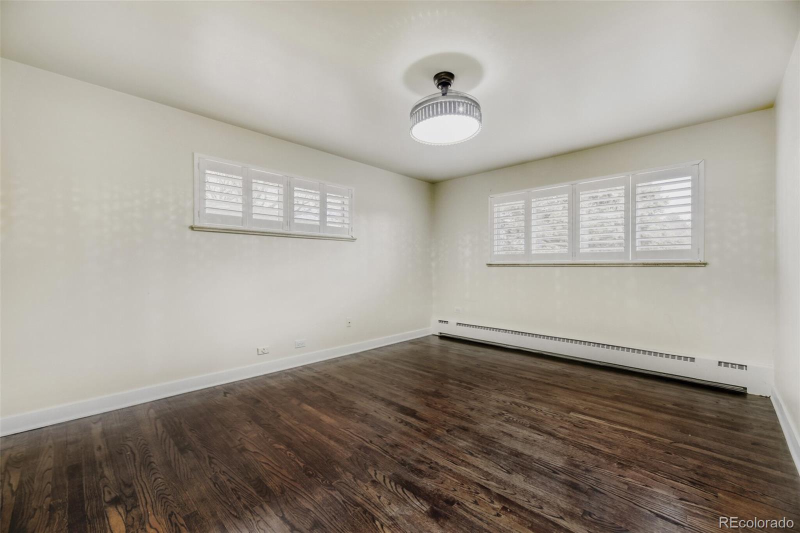 3843 S Elm Street