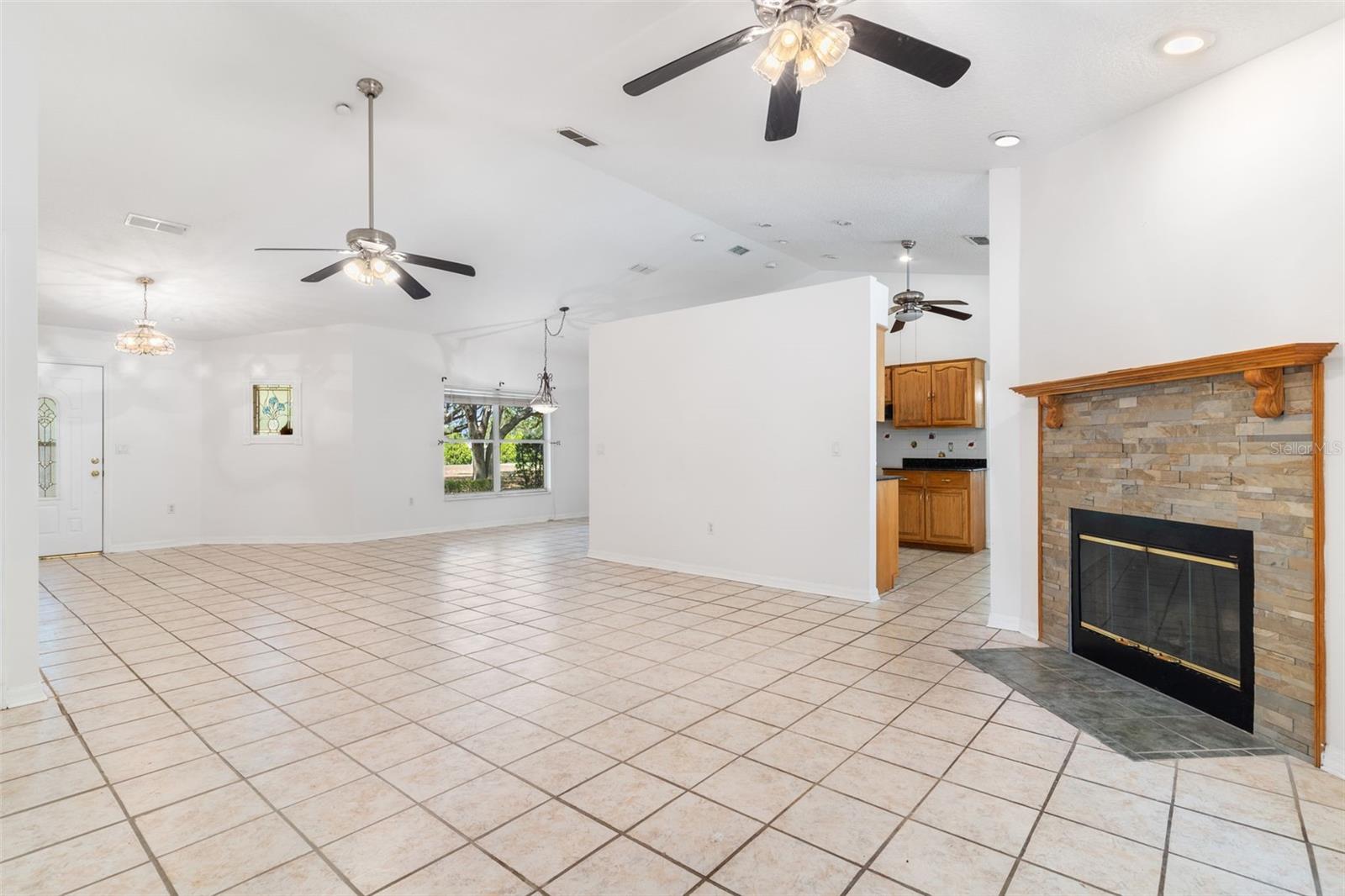 2800 Hammock Groves Road