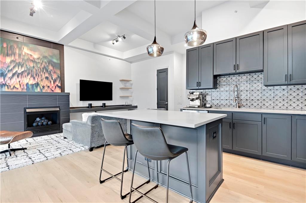 1101 Walnut Street 1308