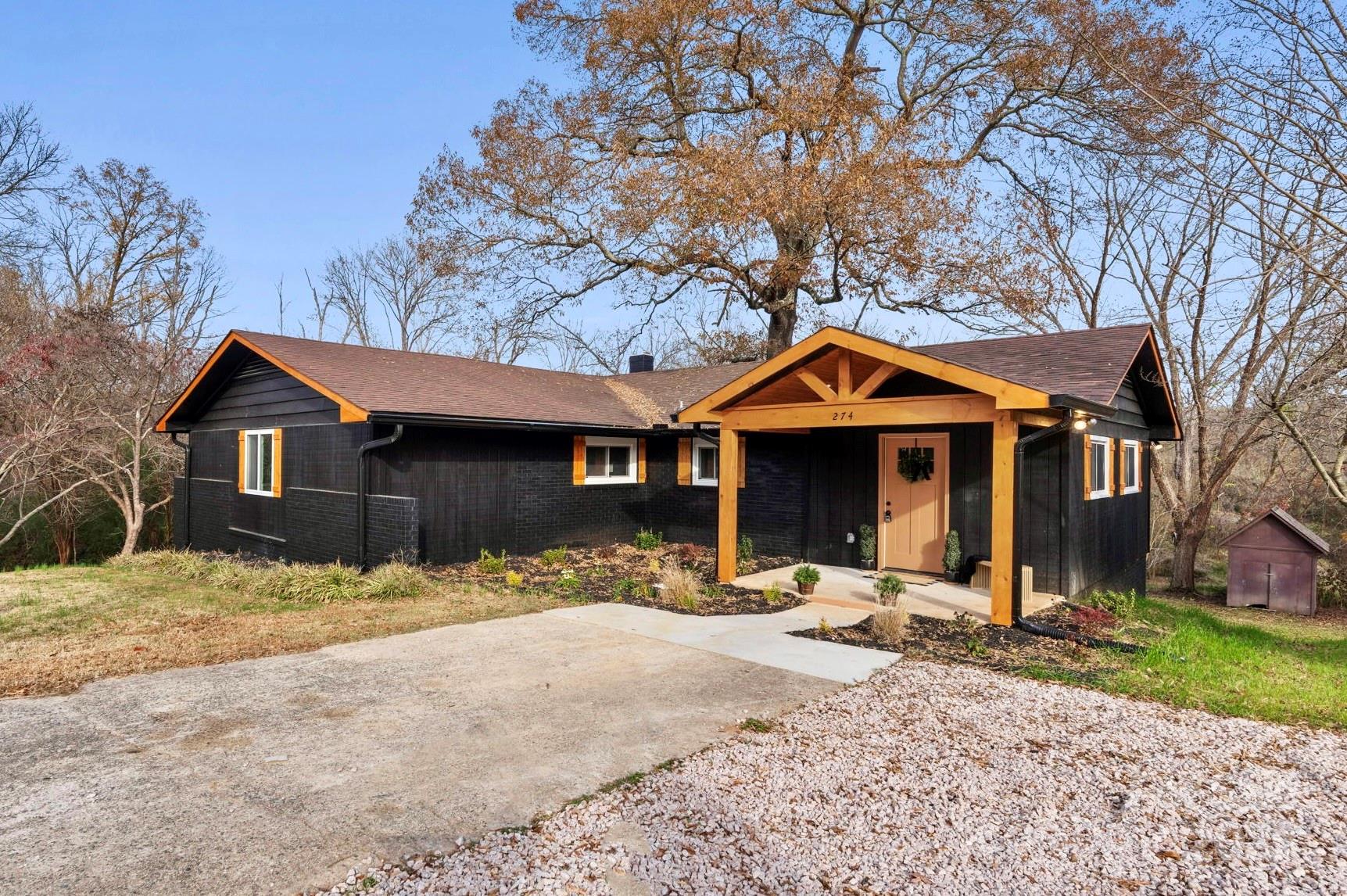 274 Hatley Circle NE