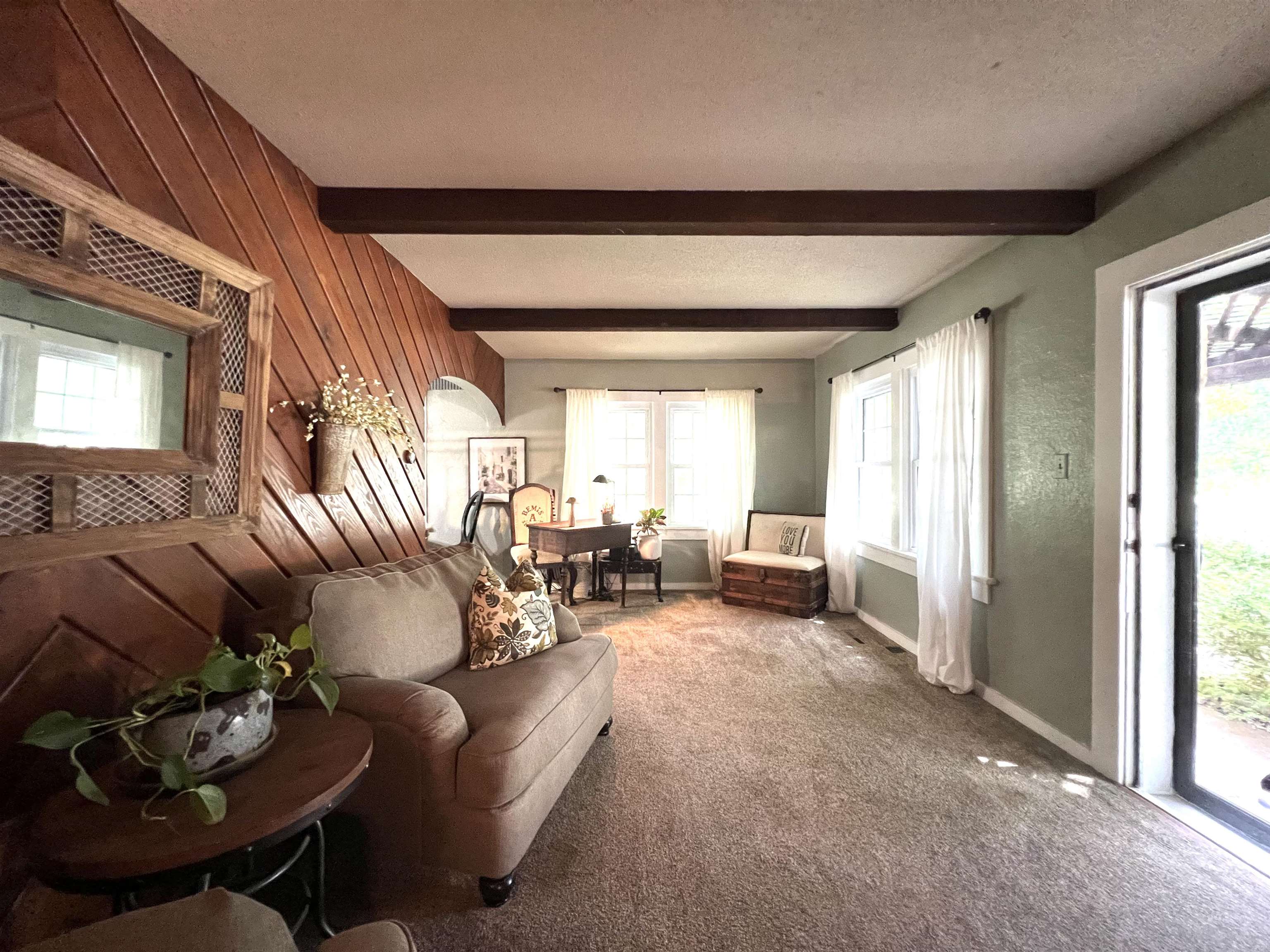 1825 N 9th