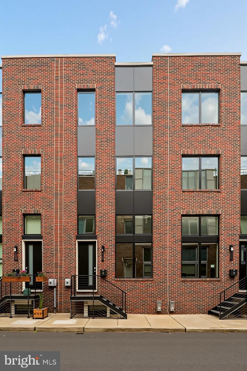 1336 S Woodstock Street