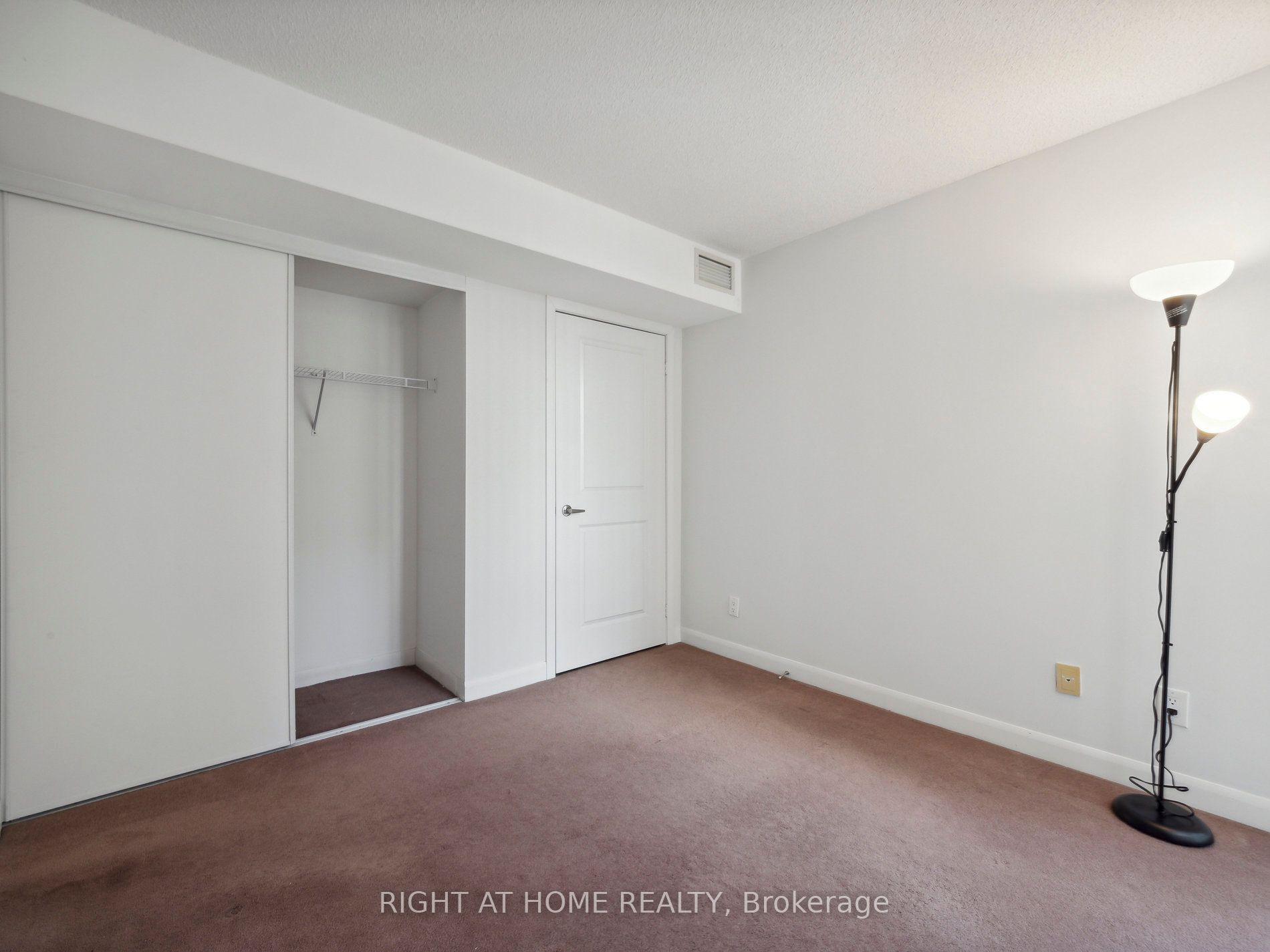 5791 Yonge St 1009
