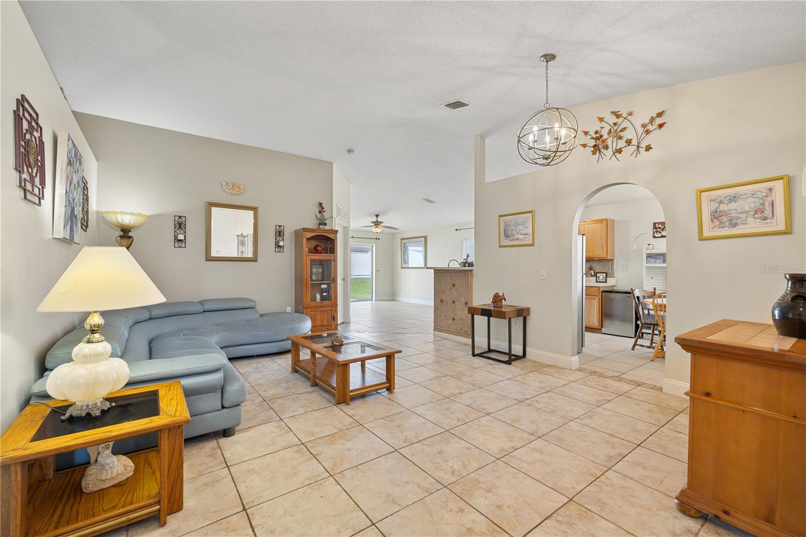2912 Belle Lane