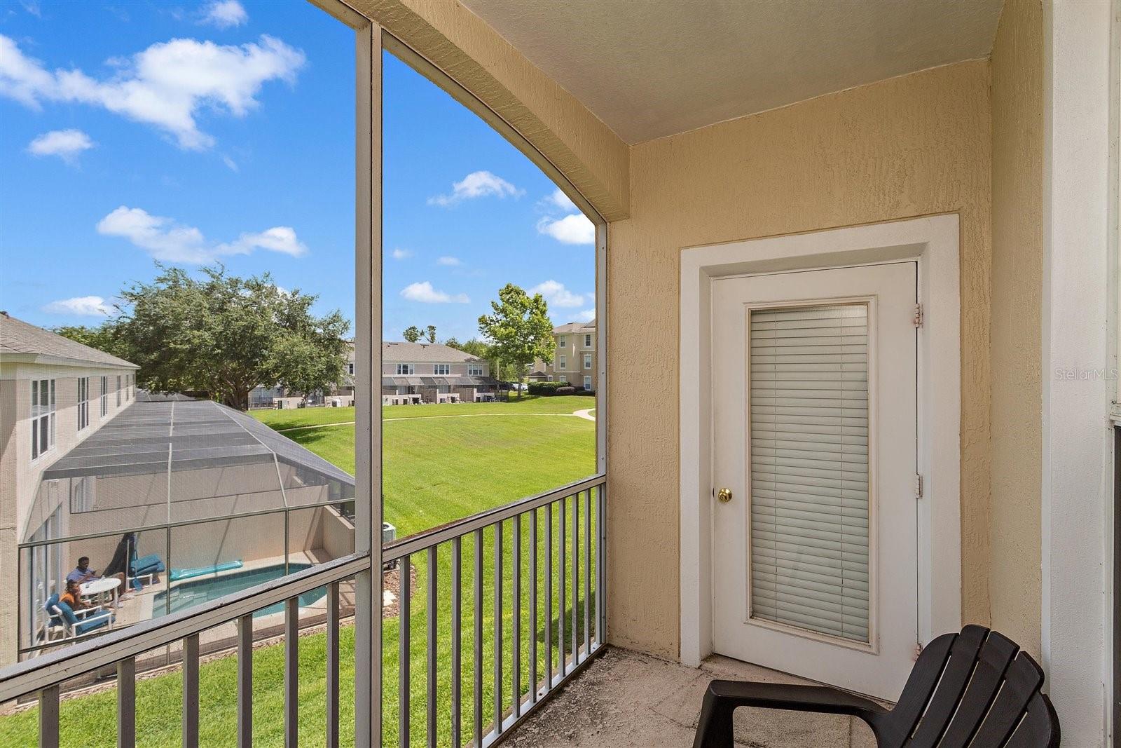 2307 Silver Palm Dr 202