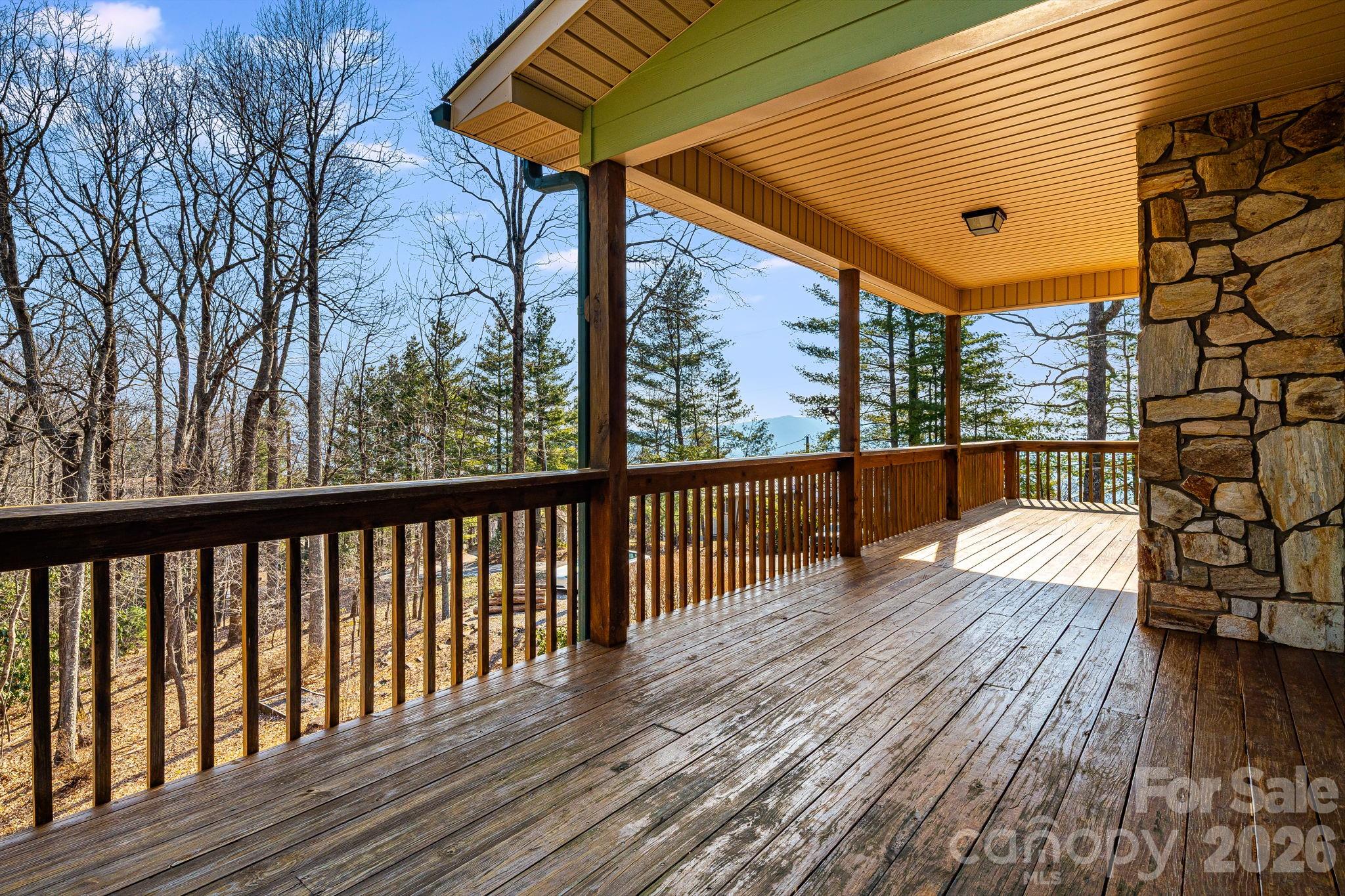 20 Stony Crest Drive