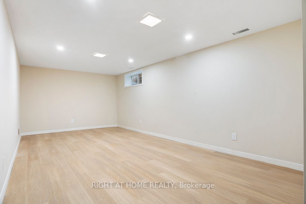 1597 Murphy Rd