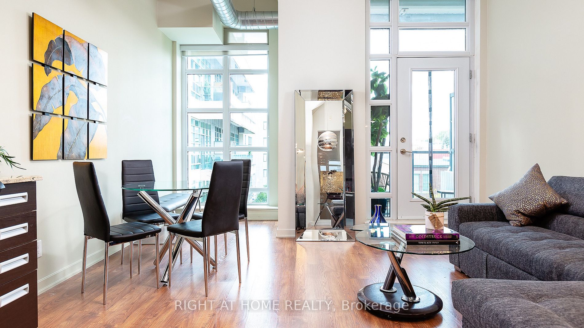 380 Macpherson Ave 314