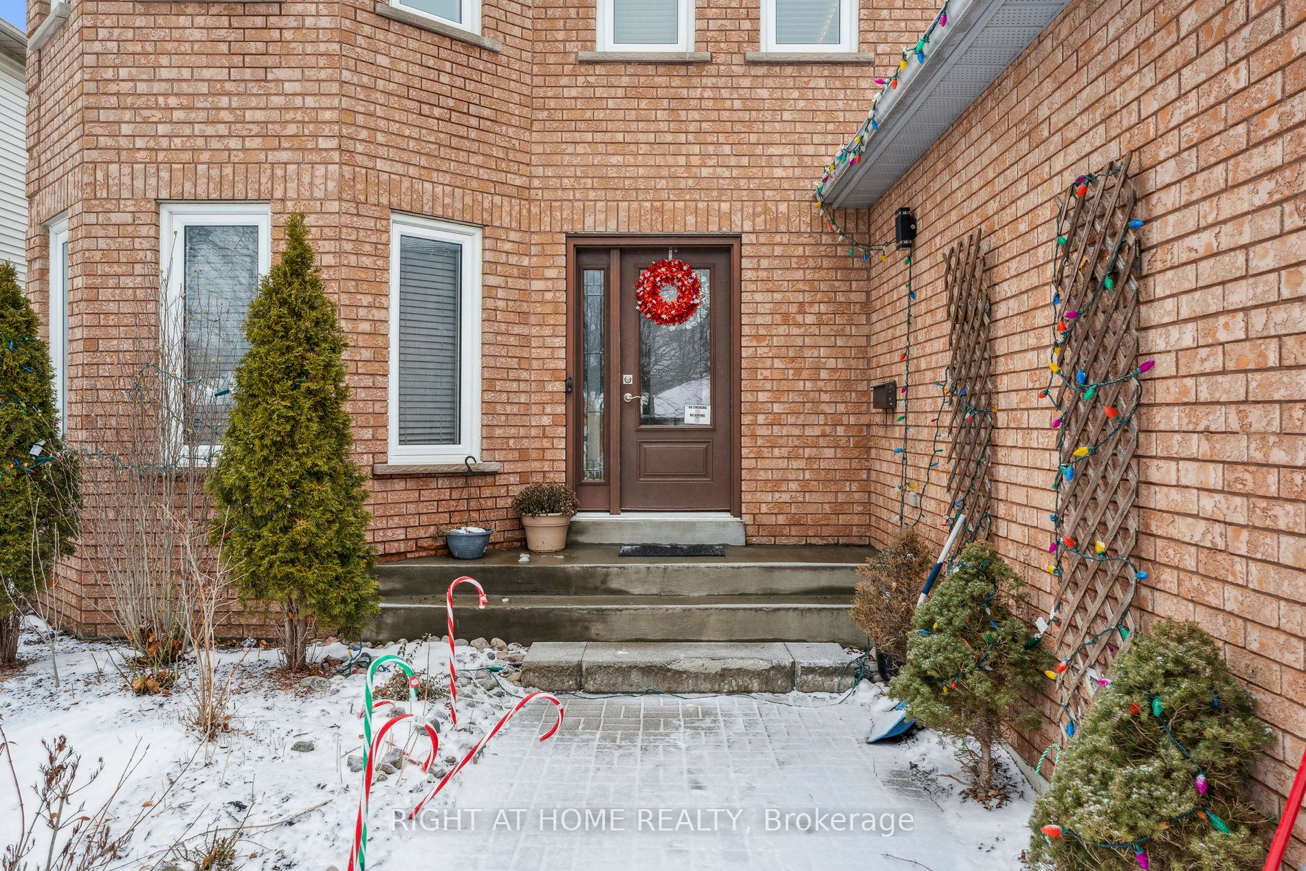 200 W Livingstone W St