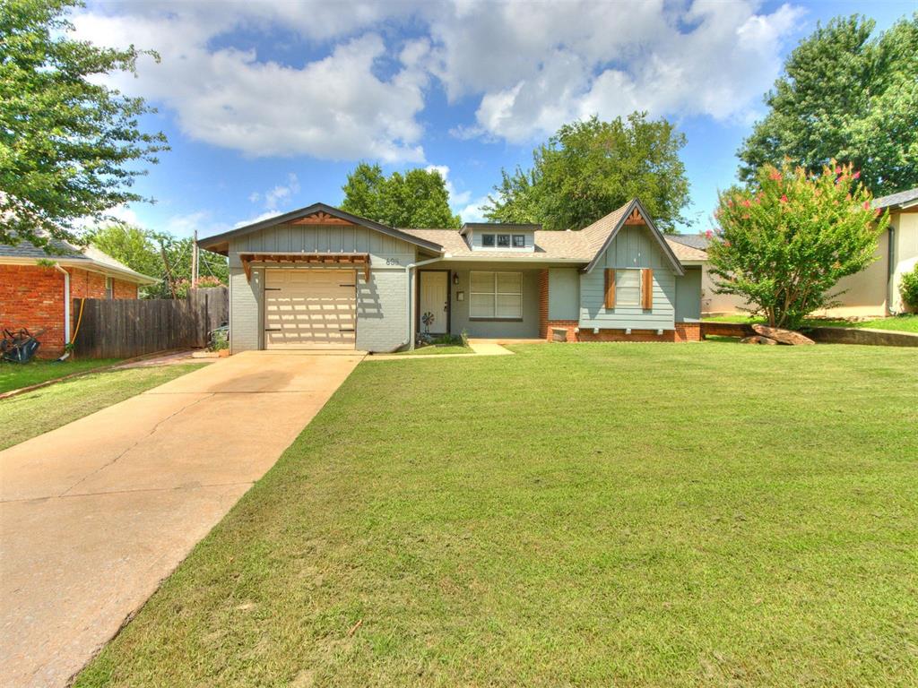 This charming home offers a large backyard, perfect for outdoor entertaining or gardening, and beautiful hardwood flooring in the living room that adds warmth and character. The seller has completed a tremendous amount of improvements, making this home truly move-in ready.
Updates include a new refrigerator installed in 2023, a new above-stove microwave in 2024, and updated PVC sewer plumbing in 2025. The bathtub has been resurfaced, and the home features fresh interior paint along with updated fascia work. A dormer was also added, enhancing the exterior appearance and architectural interest of the home.
With so many thoughtful upgrades already in place, this is a home you won’t want to miss. Schedule your private showing today!