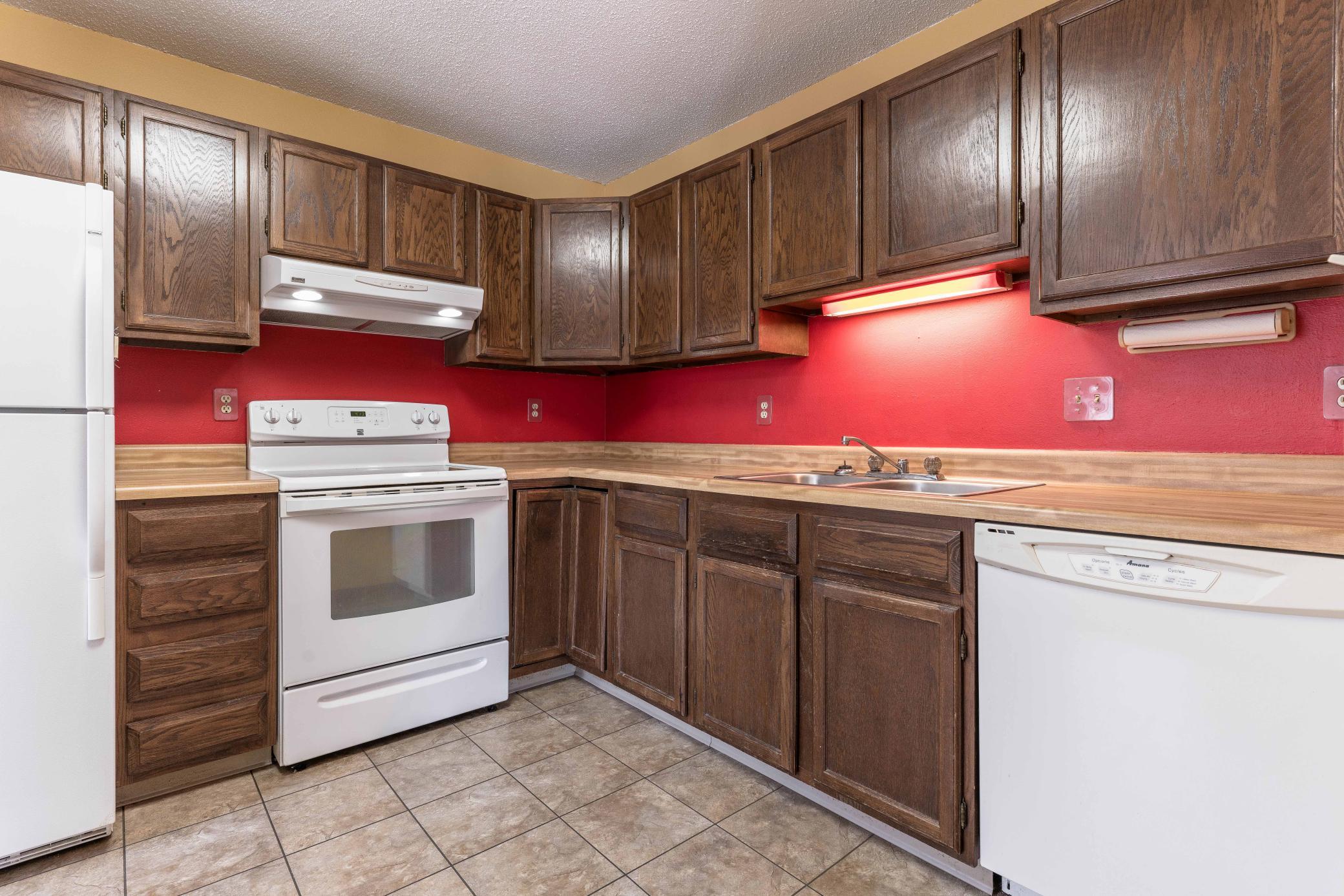 100 Kennedy Park Circle 202