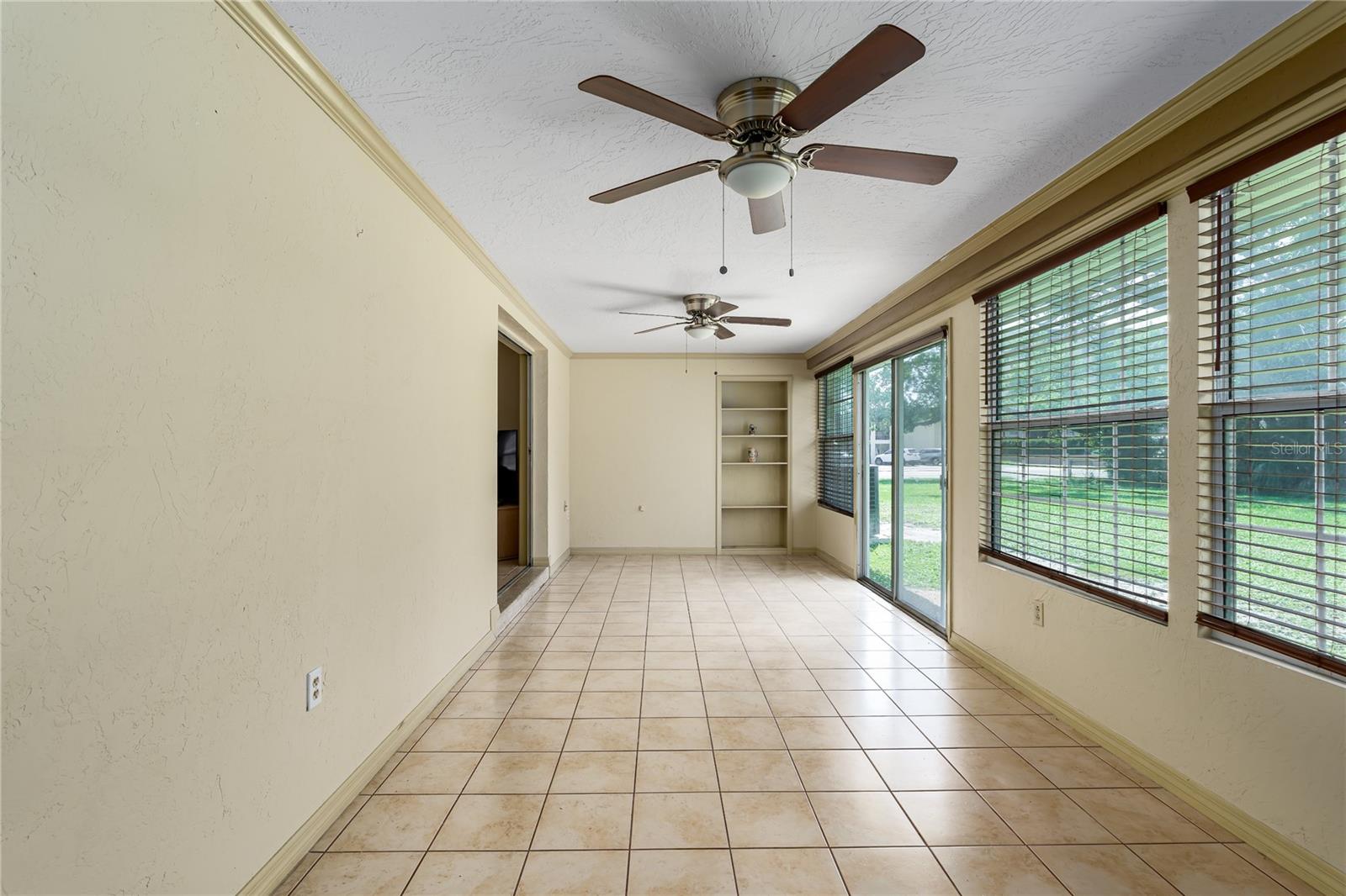 2605 27th Avenue Drive W