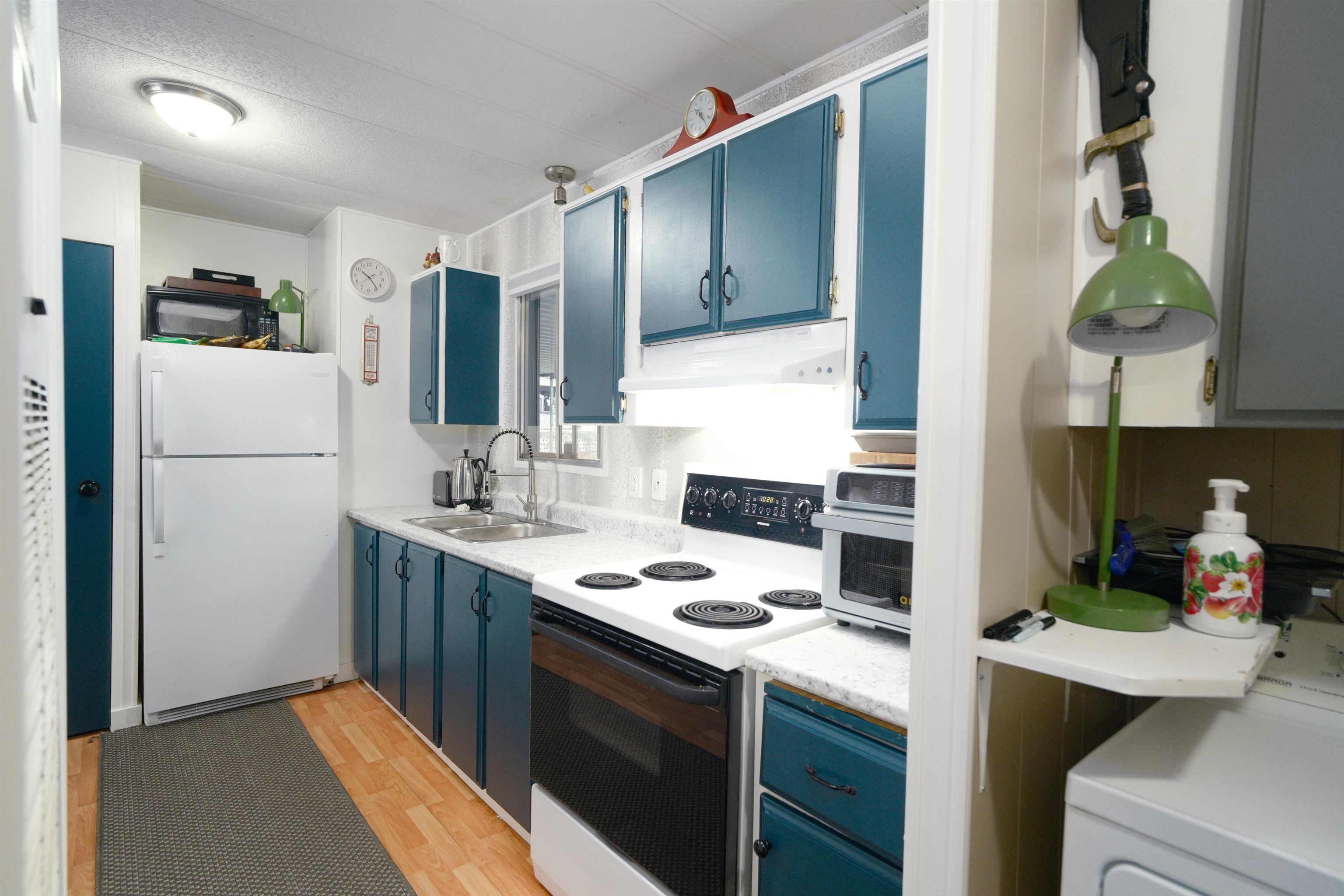 21163 Lougheed Highway 5