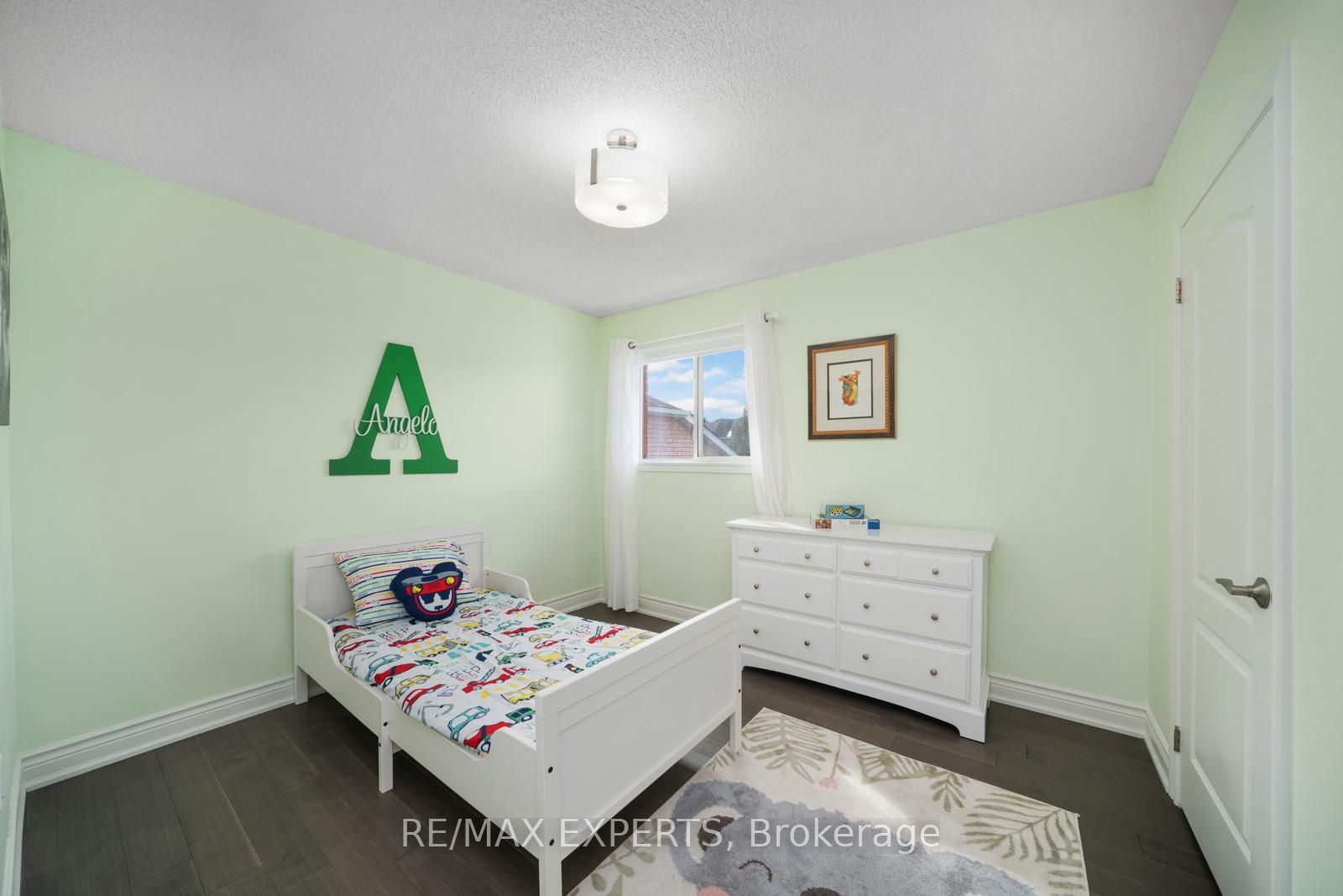 21 Terrastone Crt