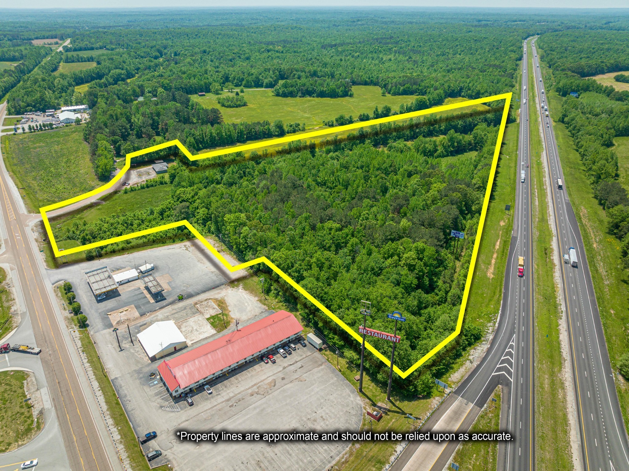 20.51 acres on I-40!! Located at intersection of Hwy 641 and Interstate 40 exit 126- Parsons/Camden exit. Excellent visibility from I-40 with approx 1278' on I-40 right away. Approx 948' of road frontage--264' of Highway 641 frontage & 484' on Spence Store Loop which is first west exit off Highway 641 South once exiting off I-40. Located across Hwy 641 from Love's Truck Stop & Arby's, next door to Dottie's Marathon/Boat Store & Holladay Shell, and across I-40 from Sugar Tree Truck Stop, Marathon, Dollar General. Nashville 83 miles east & Memphis 126 miles west. Less than 50 miles to Jackson, Paris, & Dickson TN. Approx 15 miles to Camden, TN & 14 miles to Parsons, TN. Tn River/Kentucky Lake borders entire length of Decatur & Benton Counties. Decatur County Industrial Park less than 1 mile