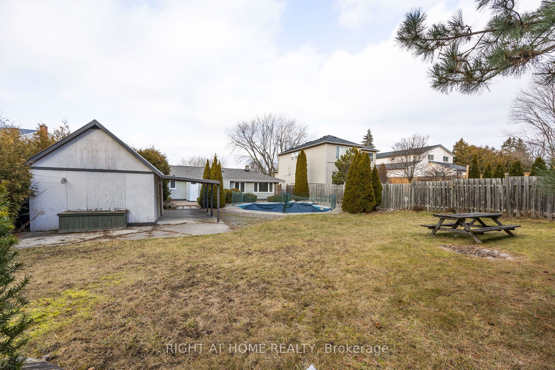 1419 Nash Rd