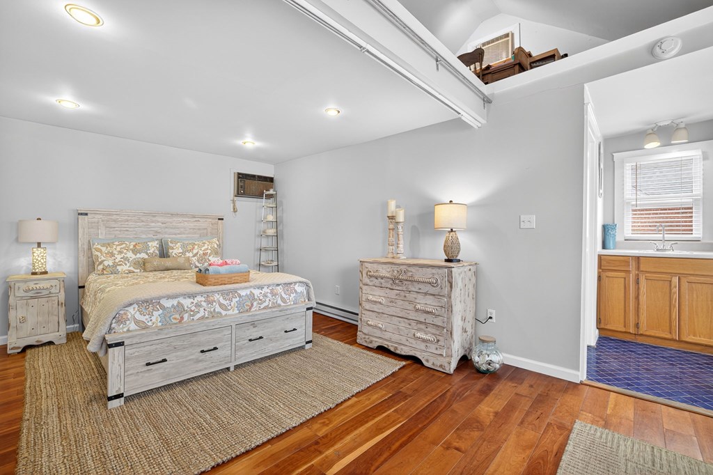 403 Tazewell Ave 384*