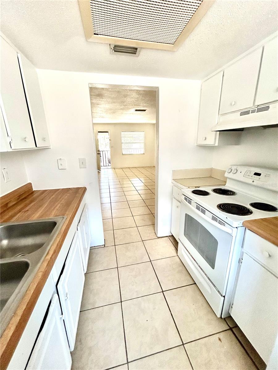 1217 Kennedy Road 06