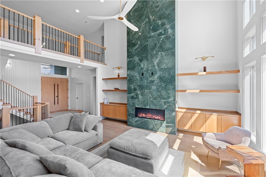 4 Broken Arrow Court