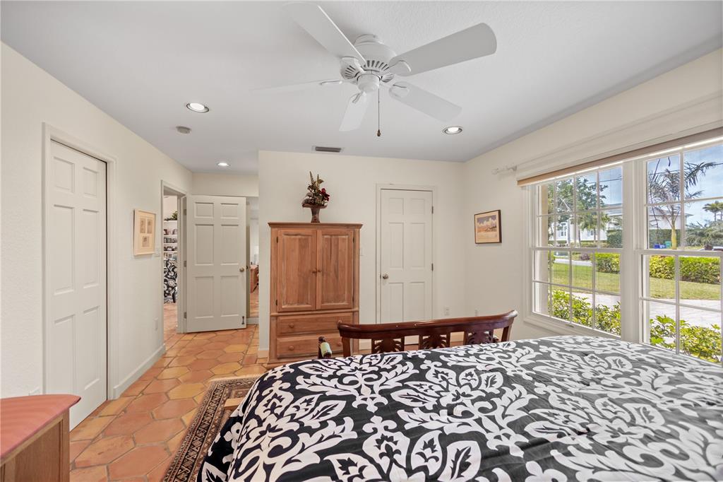 700 Old Compass Road