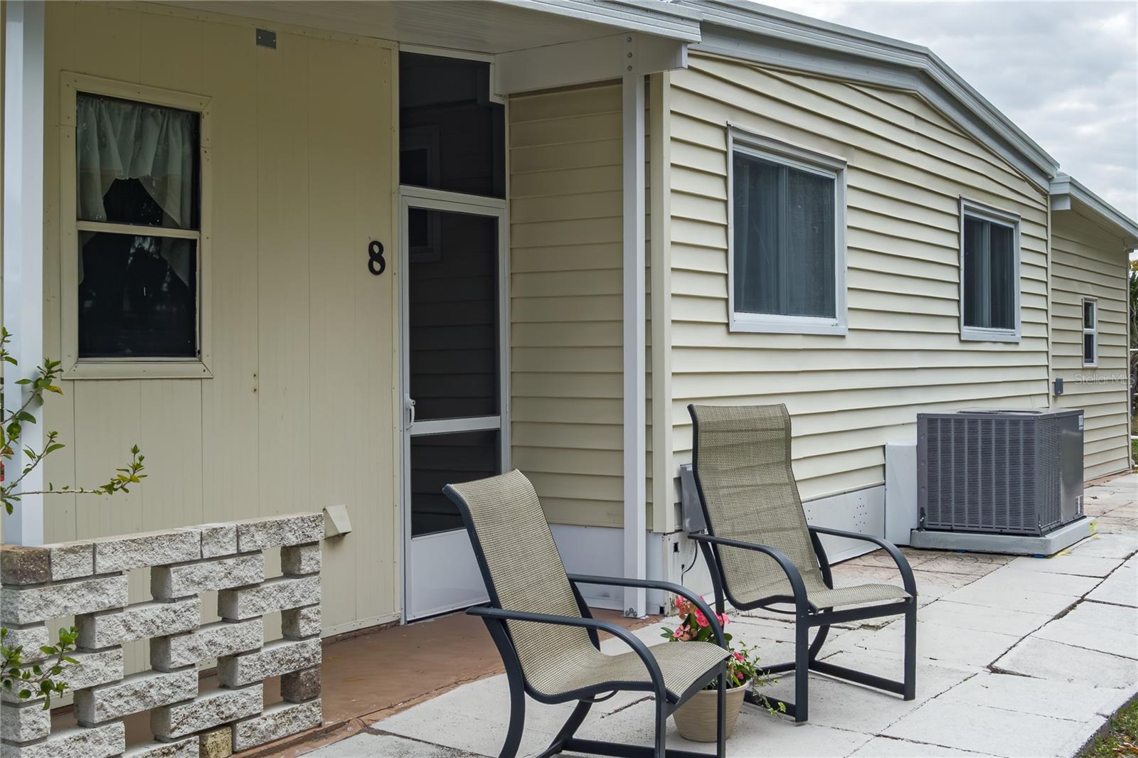 6710 36th Avenue E 8