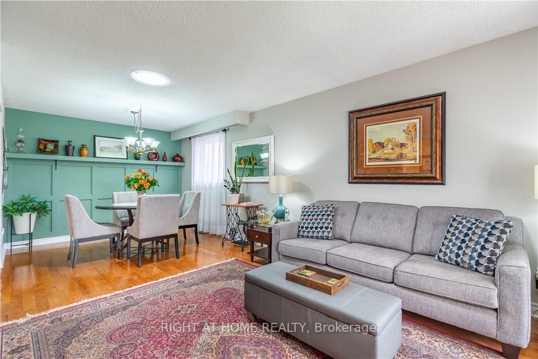 1141 Dowland Cres