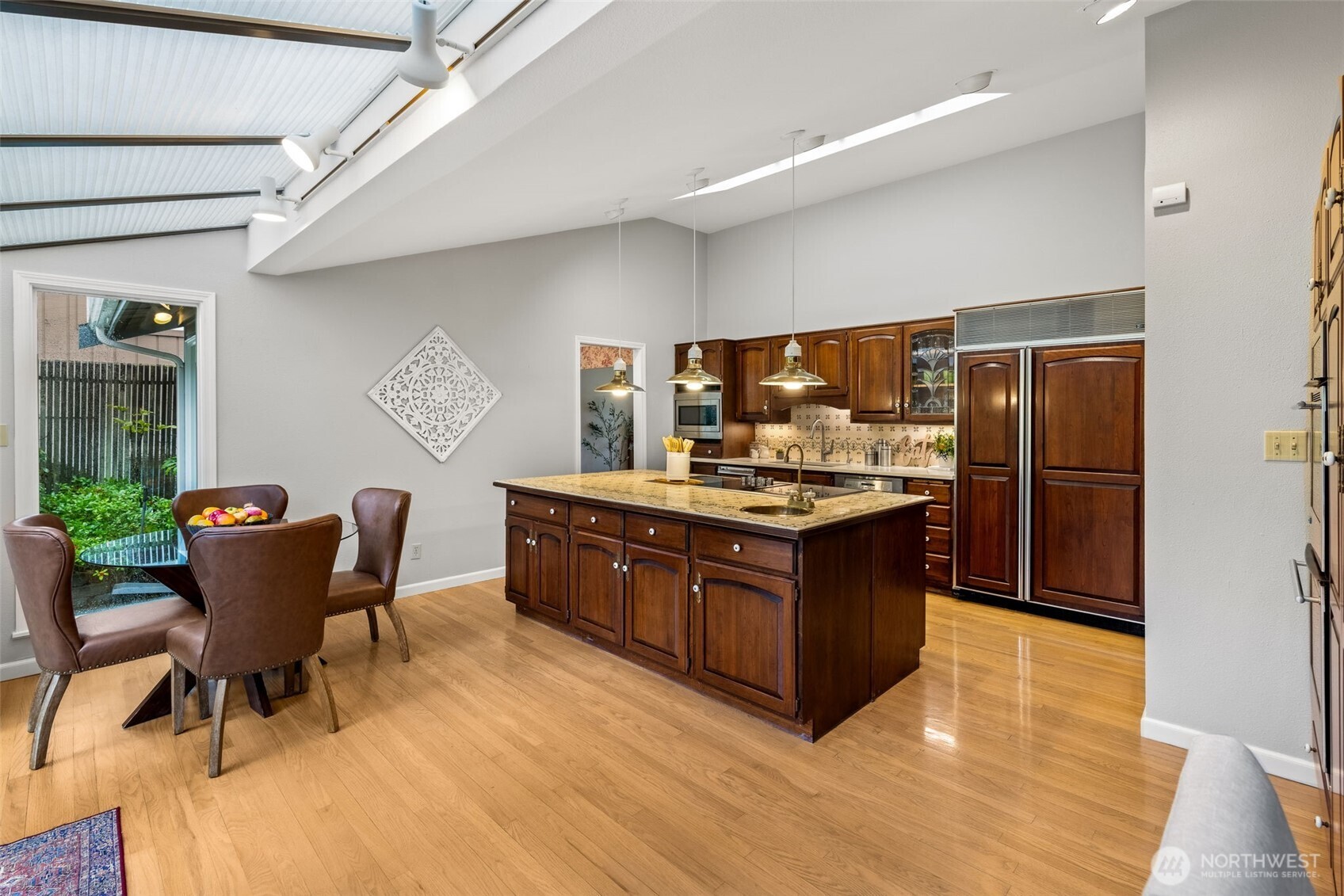 11818 Marine View Drive SW