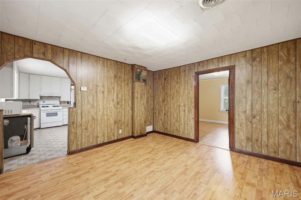 12489 John Smith Road