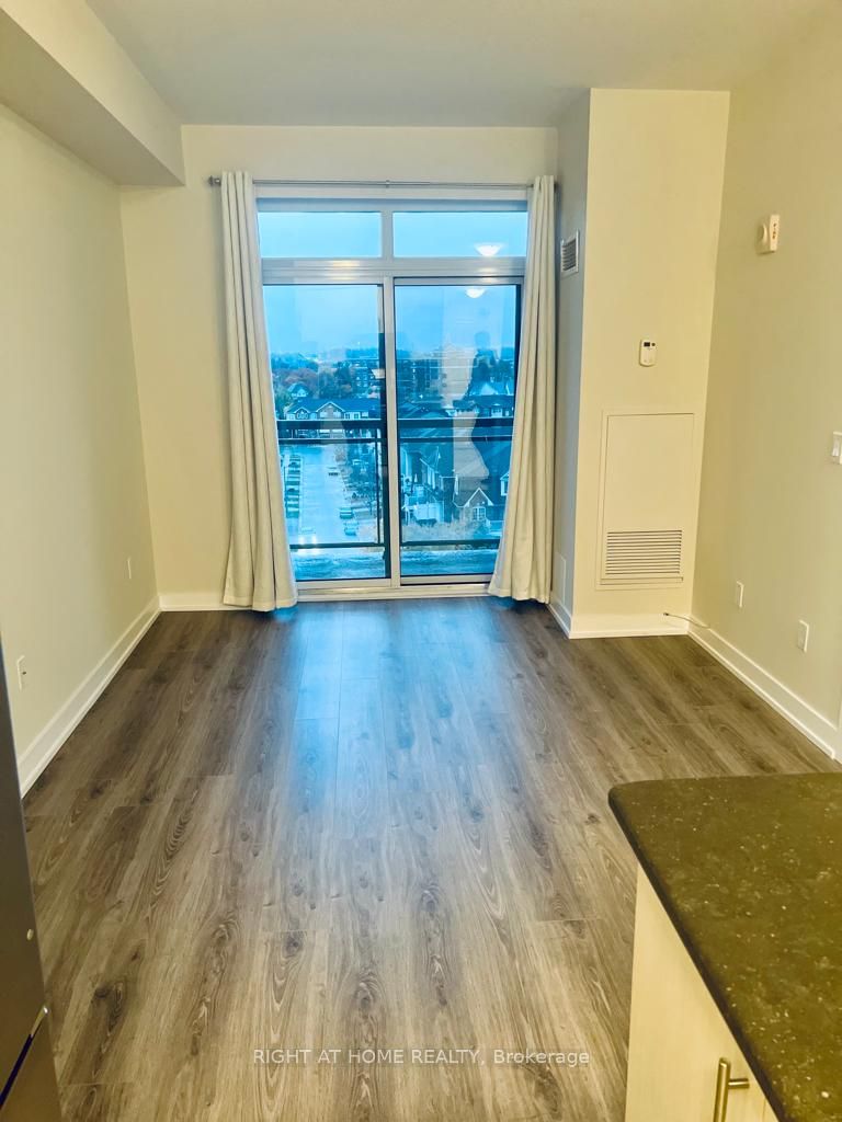 2490 Old Bronte Rd 616