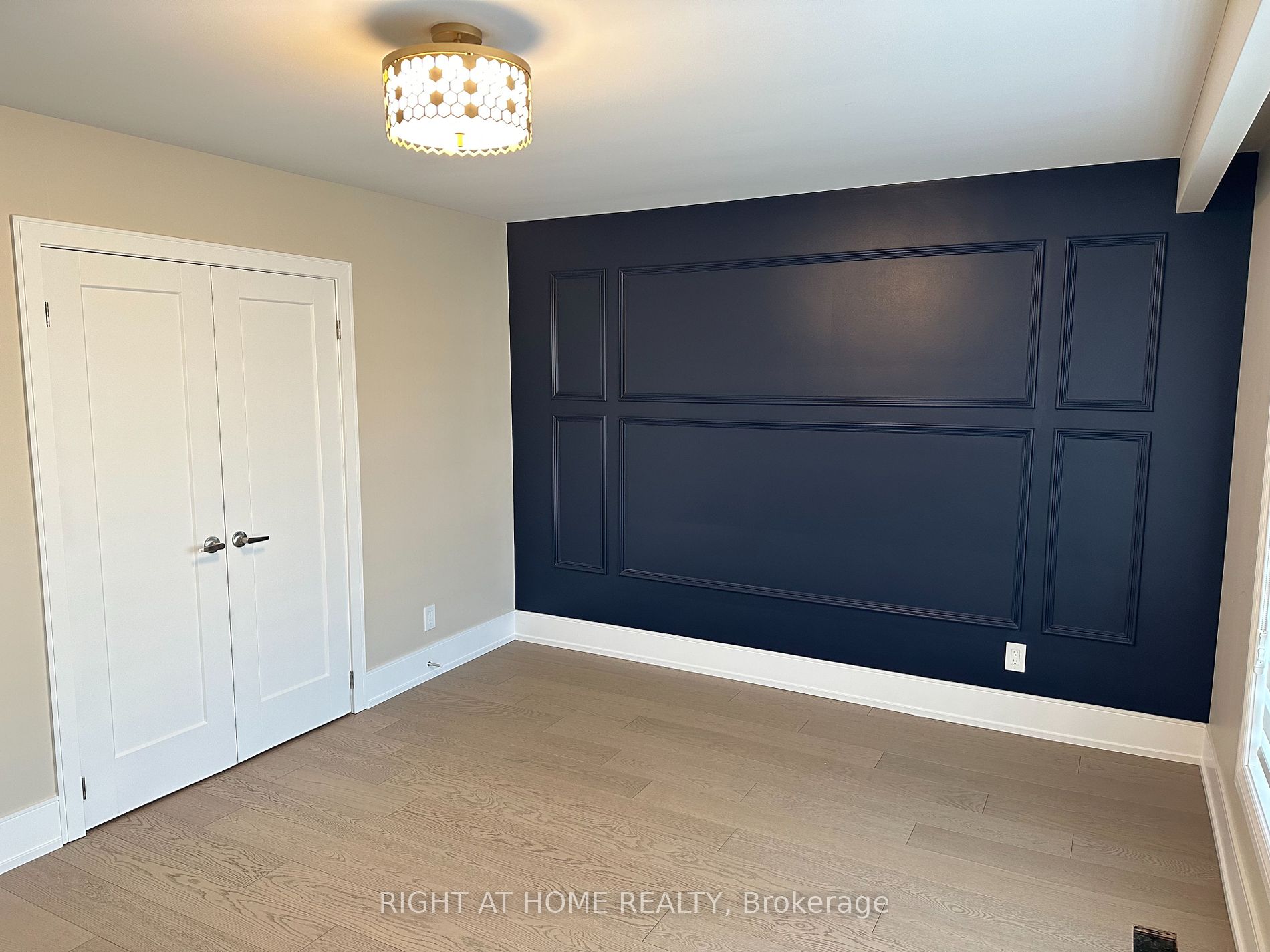 128 Twenty Second St (Main)