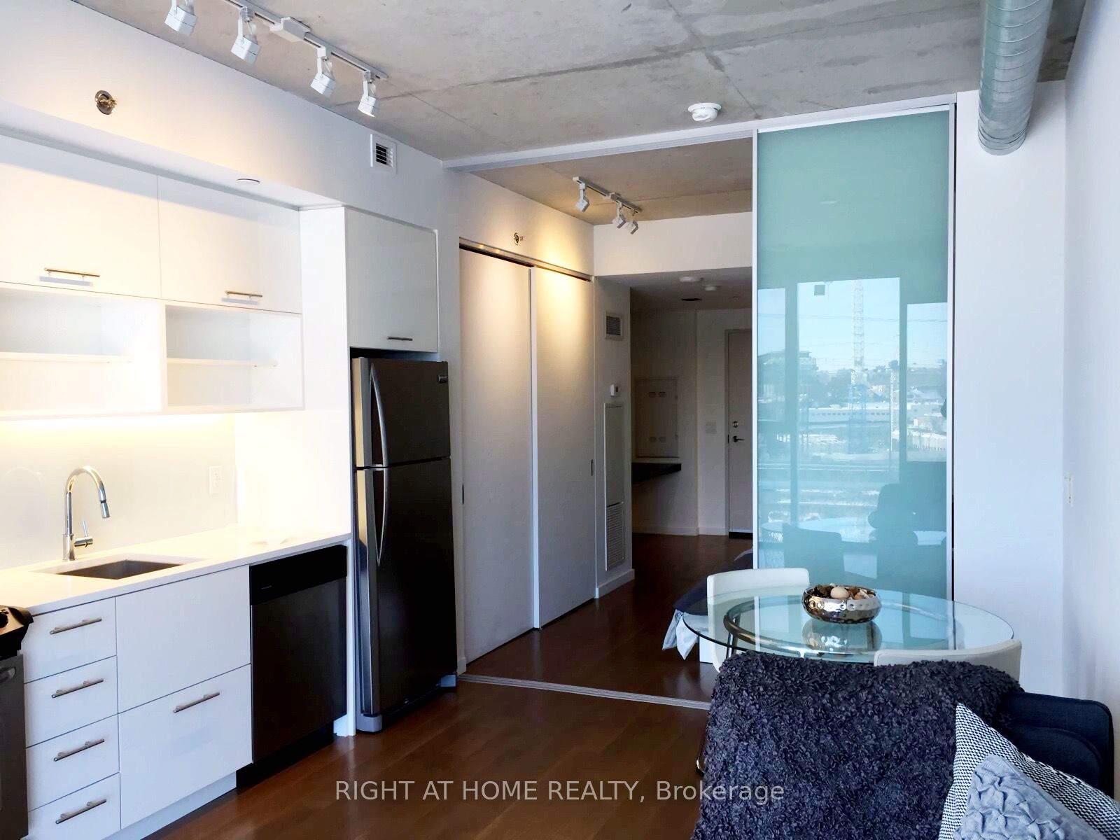32 Trolley Cres 502