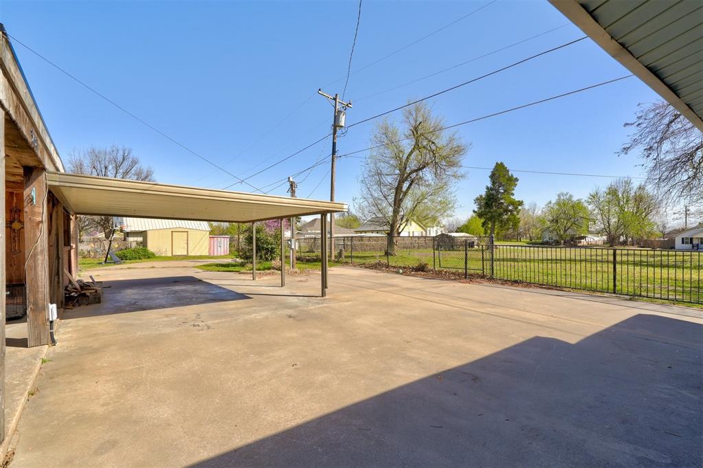 308 W Harper
