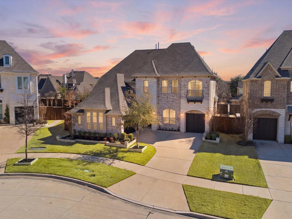 7284 Banded Mustang, Drive Frisco, TX