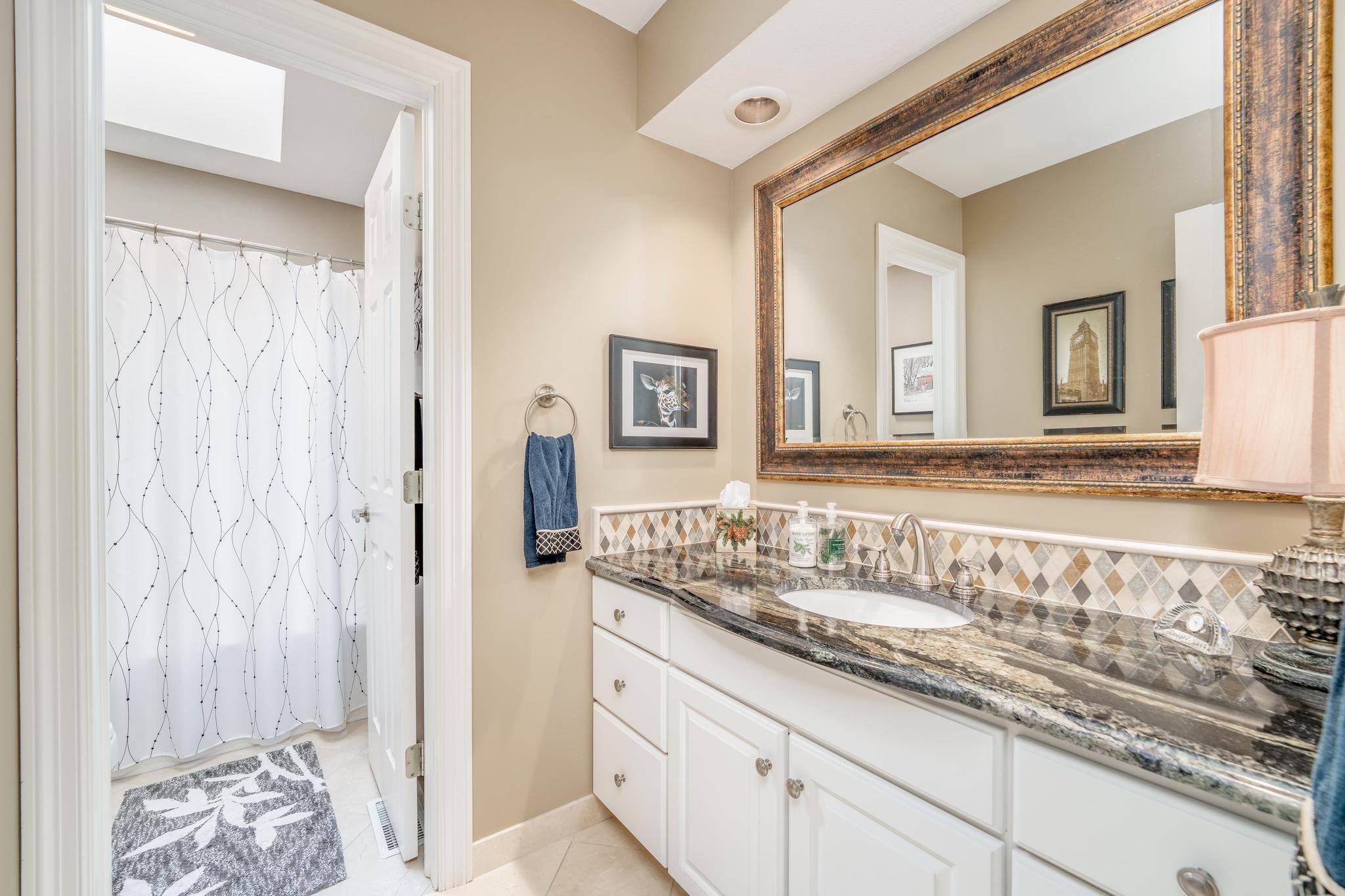 9402 E Woodspring St