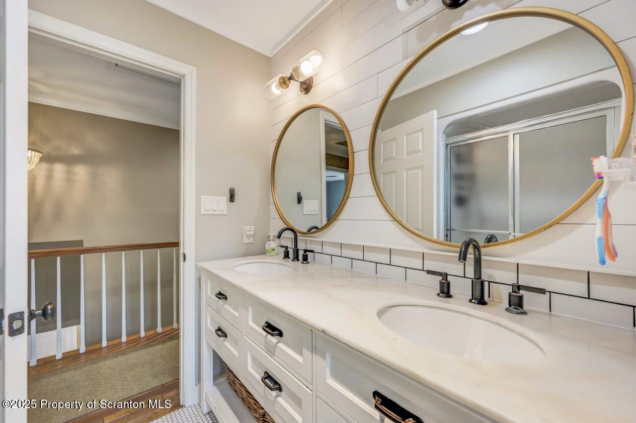 102 Apple Valley Circle L 13