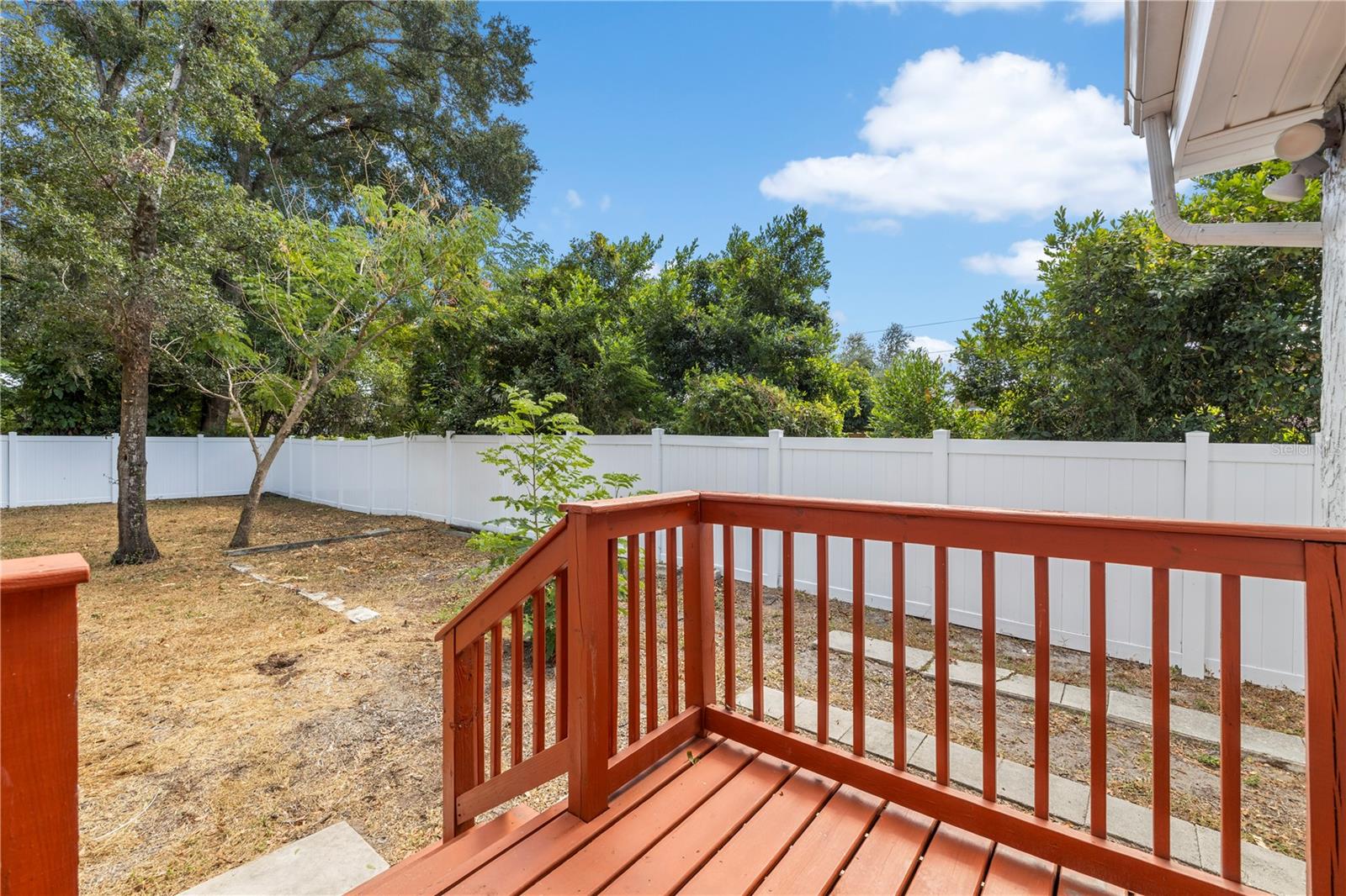 4009 N Seminole Avenue