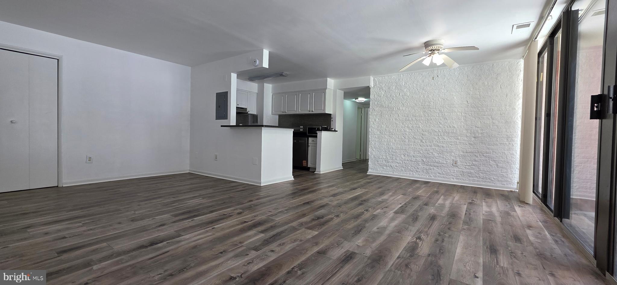 12 S Van Dorn Street 406