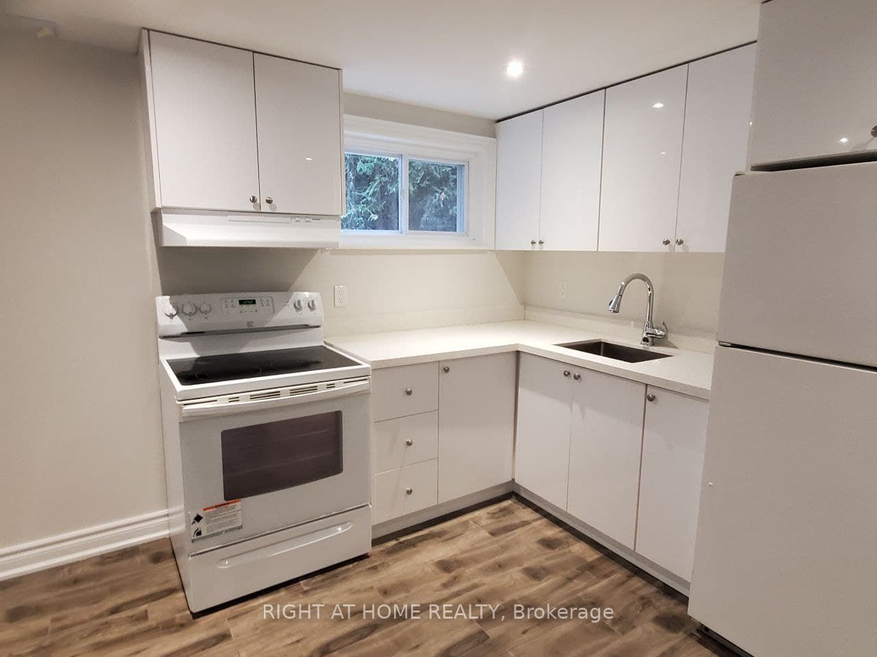 10 Mcdonald Dr