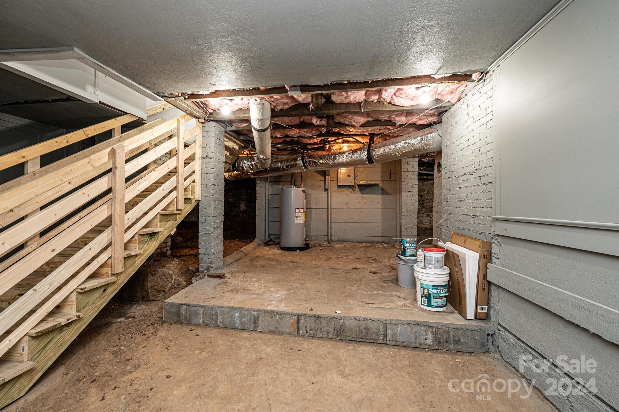 332 2nd Street Place SE