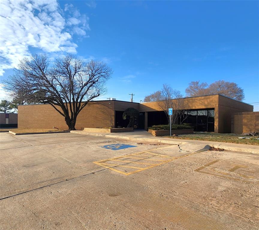 Discover an exceptional investment or owner-occupant opportunity in one of northwest Oklahoma City’s most desirable commercial corridors. Located just off NW 122nd Street and N Pennsylvania Avenue, this 5,300-square-foot stand-alone office building sits on 0.46 acres and offers outstanding flexibility under O-2 zoning, allowing for a wide range of professional, medical, institutional, and commercial uses.The property has undergone an extensive recent renovation, creating a modern, move-in-ready facility while still allowing a buyer to customize the space to meet specific operational needs. Previously utilized as a test laboratory, the building features multiple rooms with in-floor plumbing, which can be leveraged for medical, research, or specialty uses — or easily covered to function as a traditional office layout. With excellent curb appeal, abundant parking, and strong accessibility, this property is ideally suited for a professional headquarters, medical or wellness practice, childcare facility, research operation, or income-producing asset.Strategically positioned with quick access to the Kilpatrick Turnpike and Broadway Extension, the site offers convenient connectivity for employees, clients, and visitors, while benefiting from a strong surrounding business environment in northwest Oklahoma City.A rare feature in this submarket, the property includes 45 dedicated on-site parking spaces, providing ample parking capacity and operational flexibility.Whether you are seeking a stand-alone owner-user building, a flexible-use commercial investment, or a property that can adapt as your business grows, 2033 Heritage Park Drive delivers a compelling combination of location, versatility, and value.Updates: Many updates include flooring, bathroom updates, electrical, plumbing, foam insulation, doors, paint, and more.Zoning: O-2 (permits medical, general office, childcare, research, and more)Please see the brochure in attachments for additional information.