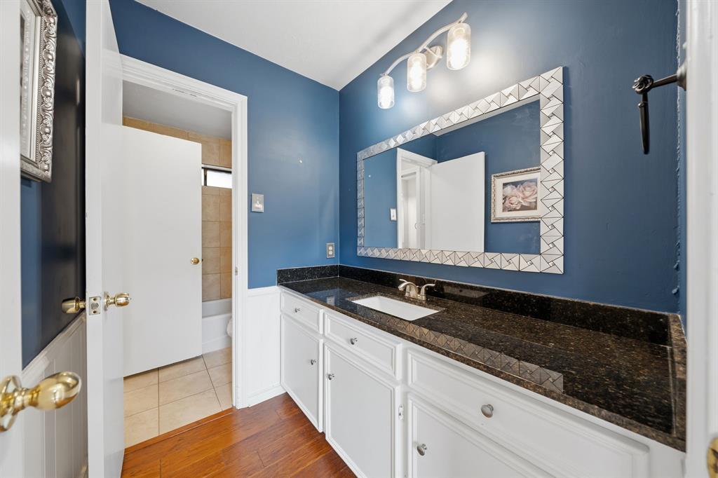 416 Forest Grove Drive