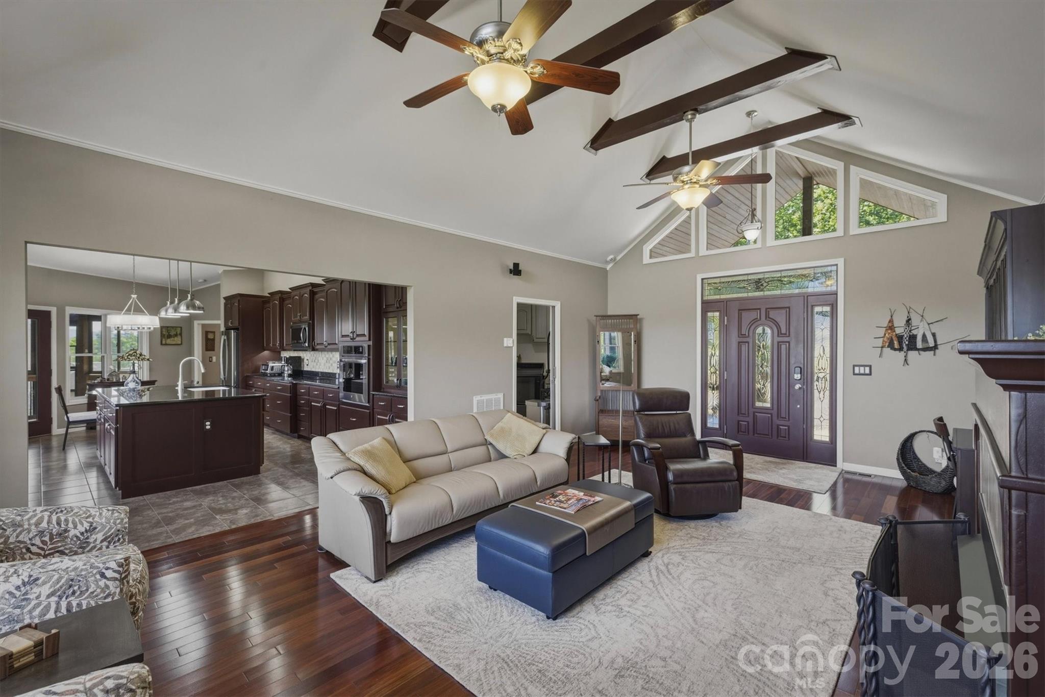 315 Lakeview Trail