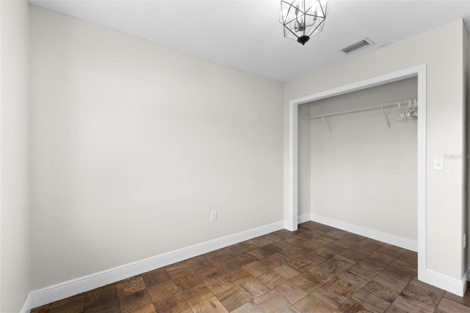 445 Horseshoe Loop Road