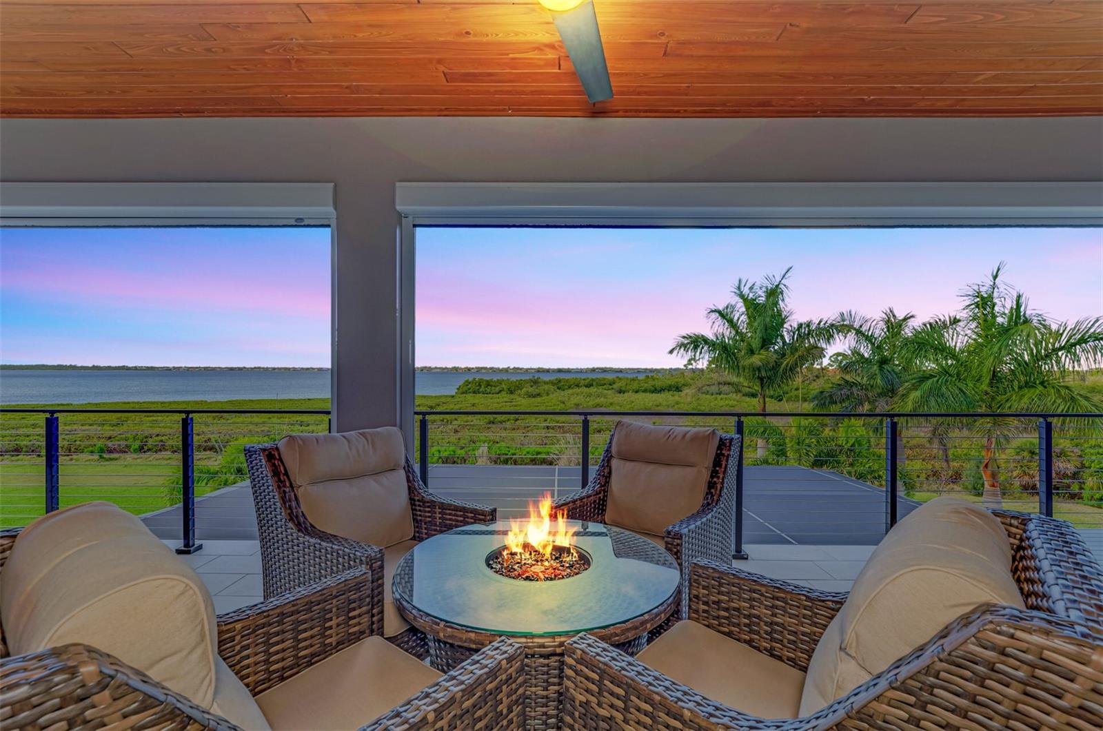 3051 Rivershore Lane